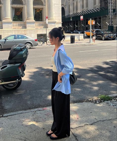 Bangkok Fashion Outfits, Michelle Choi Aesthetic, Summer In Korea Outfits, Michelle Choi Outfits, Bangkok Ootd, Korea Summer Fashion, Causal Summer Outfit, Japan Outfit Summer, Michelle Choi