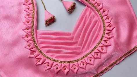 Dussera Wishes, Blouse Design Back Neck, Beautiful Blouse Designs, Back Neck Designs For Blouses, Blouse Design Back, Latest Blouse Design, Tailored Blouse, Latest Blouse Neck Designs, Pink Blouse Designs