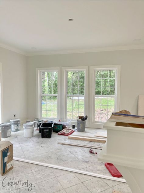 Popular Paint Colors with Designers and Builders Right Now Warm Grey Walls, Home Wall Colour, Most Popular Paint Colors, Grey Wall Color, Home Paint Color, Transformation Project, Popular Paint Colors, Gorgeous Tile, Neutral Paint Colors