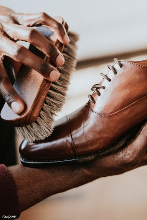 Man applying shoe polish to his brown leather shoes | premium image by rawpixel.com / Felix Men Shoes Photography Ideas, Leather Shoes Brand, Cozy Shoes, Shoes Photography, Shoe Polish, Rossi Shoes, Classy Shoes, Elegant Heels, Shoe Shine