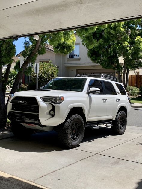 Click this image to show the full-size version. Toyota Four Runner, Toyota Sequioa, Four Runner, Toyota 4runner Trd, Toyota Suv, Mom Car, Dream Cars Jeep, Cars Usa, Toyota 4