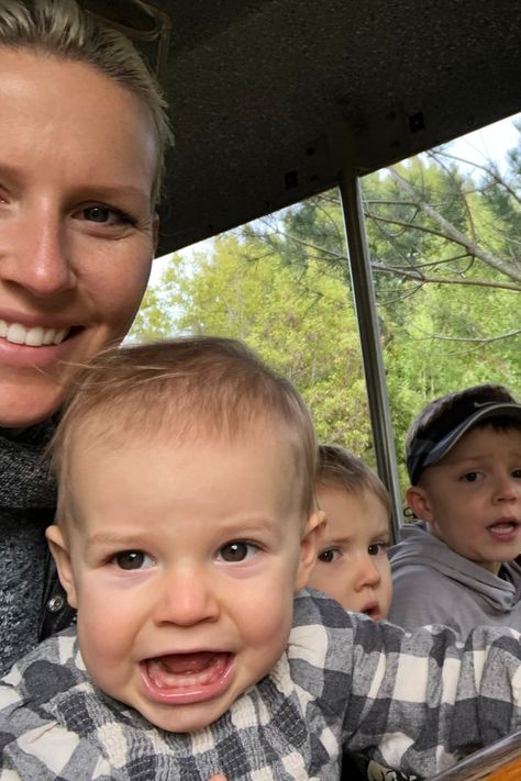 9 Things No One Tells You About Having 3 Kids Under 5 3 Under 3, Class Snacks, Best Double Stroller, Baby Name List, 19 Kids, Four Kids, Toddler Travel, Love My Kids, Free Family