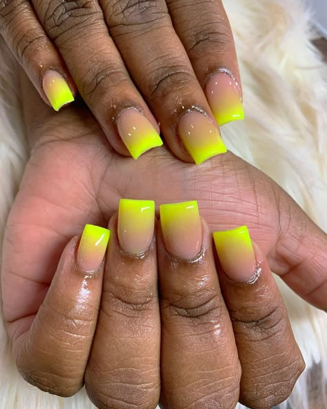 EnvyMyNailsLLC on Instagram: “#nails #kcnails #kcnailtech #ombrenails #instagramnails💅 #valentinobeautypure #nailsofinstagram #nailsonfleek #nails💅 #nailart…” Yellow Ombre Nails Short, Neon Short Nails, Drippy Nails, Acrylic Nail Designs Classy, Acrylic Nail Designs Coffin, Yellow Nails Design, Inspiration Nails, Acrylic Toe Nails, Long Acrylic Nail Designs