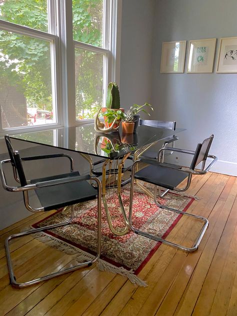 Chrome And Glass Dining Table, Mcm Glass Dining Table, Glass And Chrome Dining Table, Mart Stam Cantilever Chair, Gold And Silver Decor Living Room, Vintage Glass Dining Table, Mart Stam Dining Room, Glass Dining Table Styling, Leather Chairs Dining Table