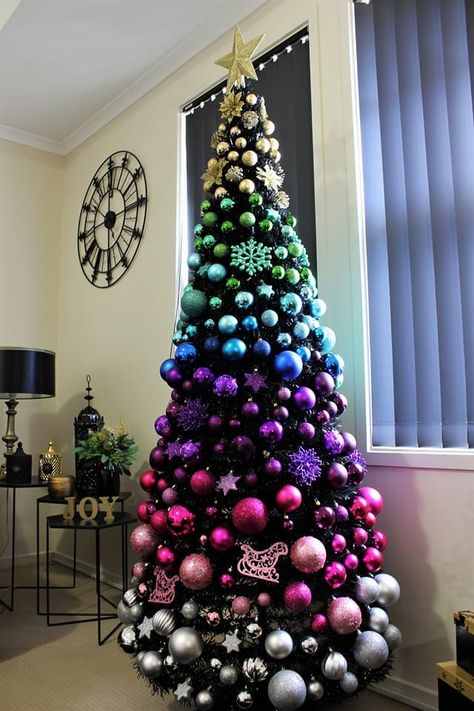 Christmas Tree Themes Ideas, Ombre Christmas Tree, Glamorous Christmas Tree, Rainbow Christmas Tree, Christmas Tree Decorating Ideas, Purple Christmas Tree, Tree Decorating Ideas, Rainbow Christmas, Christmas Tree Decorating