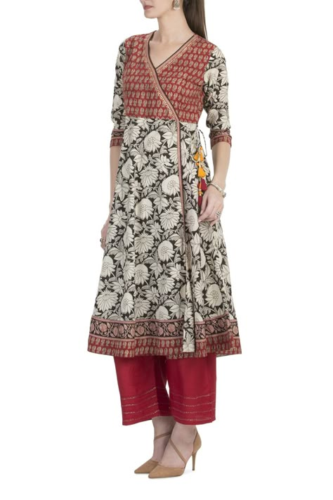 This angrakha is surely going to make you feel royal. Shop now only at faridagupta.com #indianwear #clothing #handblock #blockprint #kurta #indianwear #ethnic #womenfashion #ootd Chiffon Dress Ideas, Angarkha Kurti Pattern, Bagh Print Suits Design, Floral Print Suit, Farida Gupta, Full Sleeves Design, Floral Print Chiffon Dress, Kurta Patterns, Simple Kurta Designs