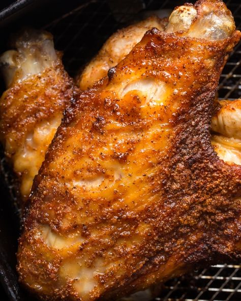 Air Fryer Turkey Wings Air Fry Turkey Wings, Crispy Turkey Wings, Air Fryer Turkey Wings, Crockpot Turkey Wings, Fry Turkey, Wings Fried, Air Fryer Turkey, Turkey Seasoning, Juicy Turkey