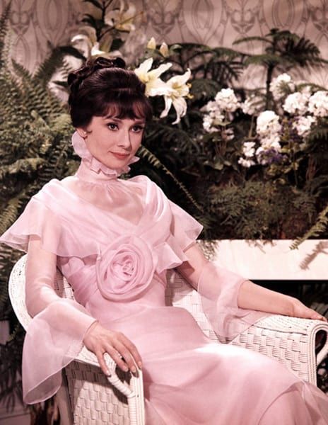 Audrey Hepburn Outfit, Audrey Hepburn Photos, Eliza Doolittle, Colour Analysis, Audrey Hepburn Style, Cecil Beaton, Hepburn Style, My Fair Lady, Fair Lady