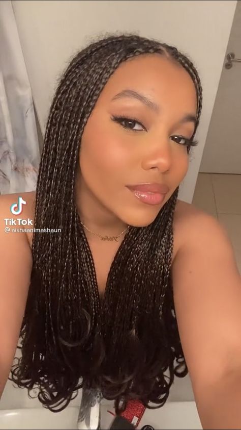 Hair Styles African, Box Braids Hairstyles For Black Women, Braids Hairstyles Pictures, Cute Box Braids Hairstyles, Protective Hairstyles Braids, Box Braids Styling, Pretty Braided Hairstyles, Girls Hairstyles Braids, African Girl