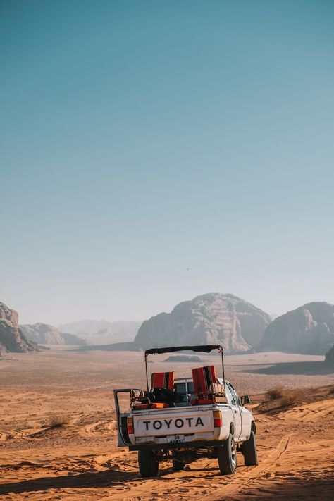 Jordan Desert, Travel Mood Board, Adventure Jeep, Place Aesthetic, Completed Bucket List, Things To Do In Dubai, Travel Mood, Dubai Desert Safari, City Inspiration