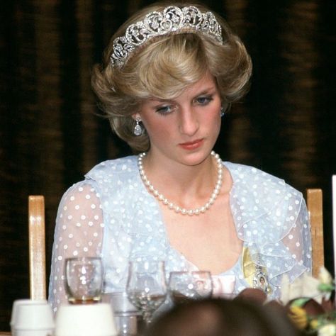 Princess Diana Tiara, Diana Tiara, Dodi Al Fayed, Camila Parker, Princess Diana Wedding, Diana Princesa, Spencer Family, Princesa Real, Diana Wedding