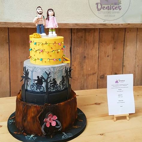 Stranger Things Wedding, Netflix Show, Themed Wedding Cakes, Quirky Wedding, Instagram Widget, 10 Anniversary, Shows On Netflix, 10th Anniversary, Diaper Cake