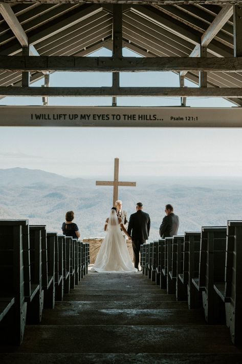 Godly Wedding, Christ Centered Wedding, Pretty Place Chapel, Christ Centered Relationship, God Centered Relationship, Dream Marriage, Christian Couples, Joy Photography, Study Scripture