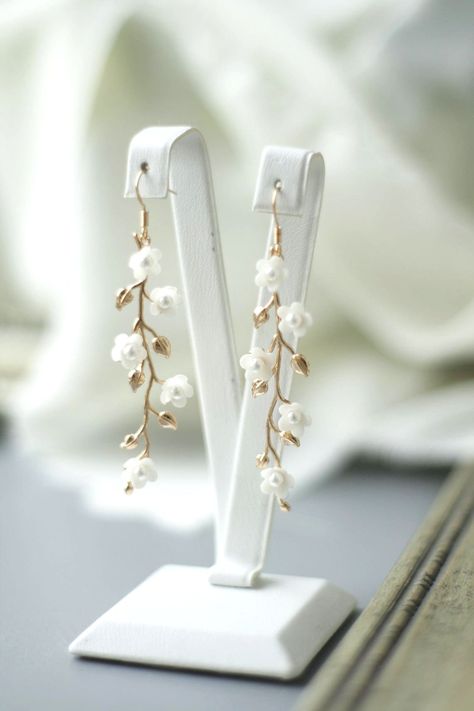 Wedding Earrings Gold, Bridal Earrings Gold, Gold Wedding Earrings, Pearl Bridal Earrings, Wedding Earrings Chandelier, Bridal Earrings Chandelier, Branch Earrings, Gold Earrings Wedding, Pearl Bridal Jewelry