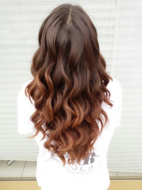 Curls with 2 inch curling iron Curling Hairstyles, 2 Inch Curling Iron, Iron Hairstyles, Hair Tongs, Curly Iron, Flat Iron Curls, Hairstyles Curls, Curling Iron Hairstyles, Lifeless Hair