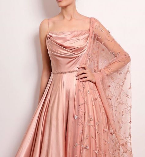 Beautiful Satin Gown with cowl  yoke.  Paired with net embellished dupatta. #gown #dress ##mahimamahajan #designe Western Dress With Dupatta, Satin And Net Dress, Satin Gowns Indian, Satin Gown Designs Indian, Farewell Dresses School Indian, Diy Maternity Gown, Indian Western Dress, Satin Gown Designs, Desi Fusion