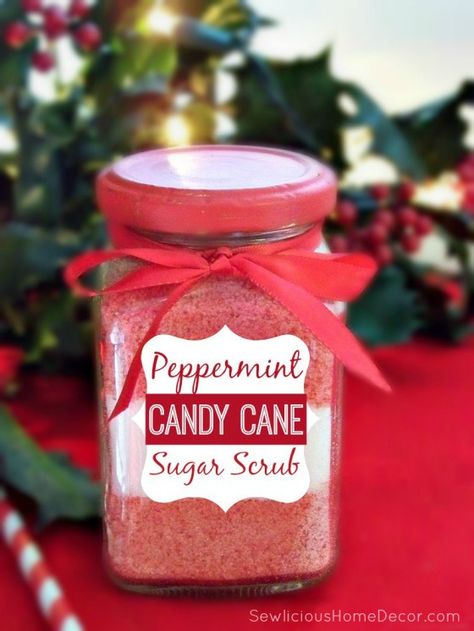 Candy Cane Sugar Scrub, Sugar Scrub Labels, Diy Sugar Scrub Recipe, Chistmas Gift, Sugar Scrub Homemade, Homemade Scrub, Peppermint Candy Cane, Sugar Scrub Recipe, Sugar Scrub Diy