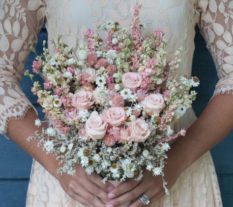 Pink wildflower bouquet Pink Wildflower Bouquet, Wild Flowers Bouquet, Pink Wild Flowers, Wildflower Wedding Bouquet, Wedding Bouquets Pink, Wildflower Bouquet, Wildflower Wedding, Pink Wedding, Wedding Bouquet