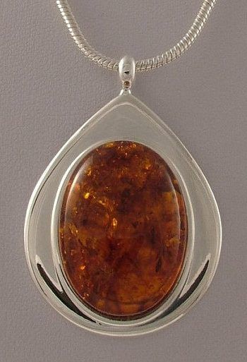 Gift Ideas Jewelry, Handmade Gift Ideas, Ideas Jewelry, Crystal Pendants, Amber Crystal, Amber Pendant, Buy Crystals, Handcrafted Artisan Jewelry, Natural Amber