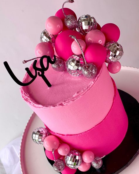 Disco balls and glitter cherries! 🌟🍒 This cake has captured my heart and become a top favorite. Adoring the beauty in simplicity with this stunning creation. 💖 #CakeLove #GlamorousGoodness #BespokeBakery #SammiCakes #cake #birthday #party #dancing #disco #discoballs #pink #classic #gifts #cakedecor #fauxballs #glitter #maraschinocherries #glittercherries #glitter #sparkle #capetowncake #cakesofinsta #cakeoftheday #cakestagram #capetown #bergvliet #pinelands #thornton Glitter Cherries, Party Dancing, 3 Tier Cake, Beauty In Simplicity, Disco Balls, Maraschino Cherry, Tiered Cakes, Disco Ball, Classic Design