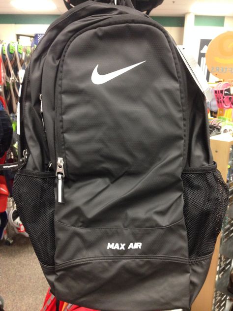 Black Nike Max Air Backpack Nike Max Air, Patagonia Hoodie, Volleyball Outfit, School Wishlist, Basketball Accessories, Cool Nikes, Nike Backpack, Study Apps, Nike Max