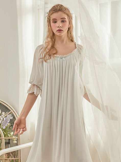 Vintage Sleepwear, Victorian Nightgown, Vintage Loungewear, White Nightgown, Bridal Nightgown, Vintage Nightgown, Cottagecore Dress, Nightgowns For Women, Pretty Lingerie