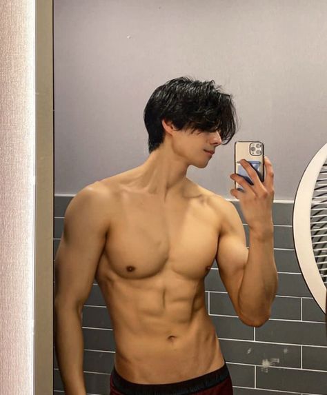 Body Progress, Six Pack Abs Men, Perut Six Pack, Asian Male Model, Men Abs, Clothes Korean Style, Handsome Asian Men, Hot Asian Men, Male Fitness Models