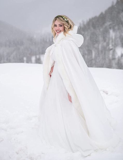 Wedding Cloak Hooded Capes, Winter Wedding Cape, Bride Winter, Faux Fur Wedding, Wedding Cloak, White Dress Winter, Hand Muff, Viking Dress, Wedding Coat