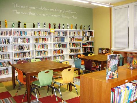 School Library Decorating Ideas | An inspirational wall decal in the library room with books in the ... Small School Library Design, School Library Quotes, Elementary Library Decorations, Small Library Design, Library Design Ideas, Library Renovation, Elementary Librarian, School Library Decor, Small Library