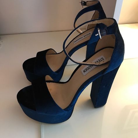 Shoes Blue High Heels, Navy Chunky Heels, Navy Blue And Gold Heels, Navy Blue Quince Heels, Navy Blue Prom Accessories, Navy Blue Quinceanera Heels, High Heels Blue Prom, Heels For Navy Dress, Dark Blue Platform Heels