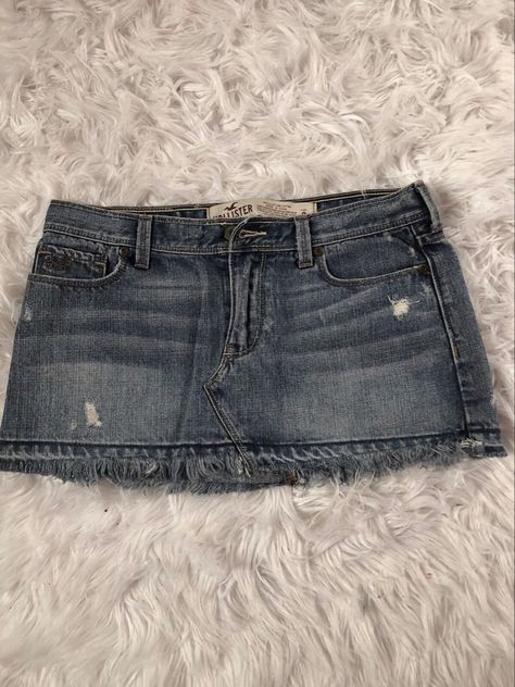 Low Rise Jean Skirt, Low Rise Denim Skirt, Hollister Skirt, Mini Jean Skirt, Outfits 2000s, Summer Is Coming, Vibe Clothes, Dream Clothes, New Wardrobe