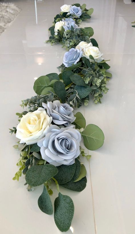 White Rose Garland, Lambs Ear Garland, Ivory Rose Bouquet, Artificial Eucalyptus Garland, Blue Garland, Blue Centerpieces, Decoration Evenementielle, Blue Table Runner, Calla Lily Bouquet