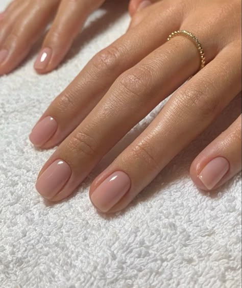 Colours For Short Nails, Natural Color Nails, Hands Care, Short Natural Nails, Natural Nails Manicure, Manicured Nails, Cuticle Care, Subtle Nails, Minimal Nails