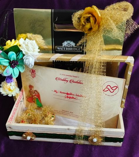 Card platter for lagan ceremony 🎀 #hampersforhim #weddinginspiration #customisedgifthampers #ahmedabadifthampers #ahmedabadgifts #giftingideas ❤ #acrylicboxes #transparentbox #budgetgifting #handcraftedgift🎁 #personalisedgiftboxes #luxuryhampers #ahmedabadacity #customgiftbaskets❤️ #ahmedabadiary #lagan #ceremonydecor #70beanschocolates Wedding Card Hamper, Invitation Card Platter, Wedding Card Platter, Hampers For Him, Luxury Hampers, Card Decoration, Budget Gift, Transparent Box, Wedding Crafts Diy