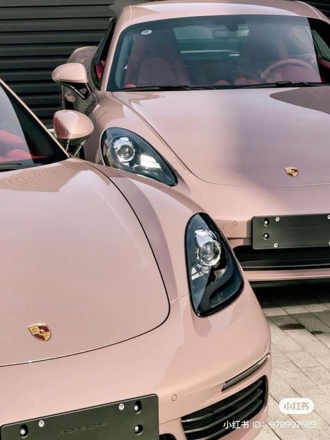 𝕻𝖎𝖓𝖙𝖊𝖗𝖊𝖘𝖙 : 𝖑𝖑𝖑𝖔𝖗𝖊𝖑𝖊𝖎𝖎🐇 Black Porsche Aesthetic, Jeep Pink, Blue Recipes, Car Ceiling, Coquette Blue, Tattoo Car, Cars Jeep, Car Shopping, Drømme Liv