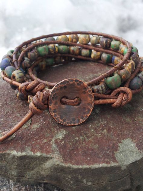 Wrap Armband, Triple Wrap Bracelet, Bracelet Fil, Bijoux Fil Aluminium, Lucky Penny, Bead Leather, Leather Wrap Bracelet, Distressed Leather, Boho Bracelets