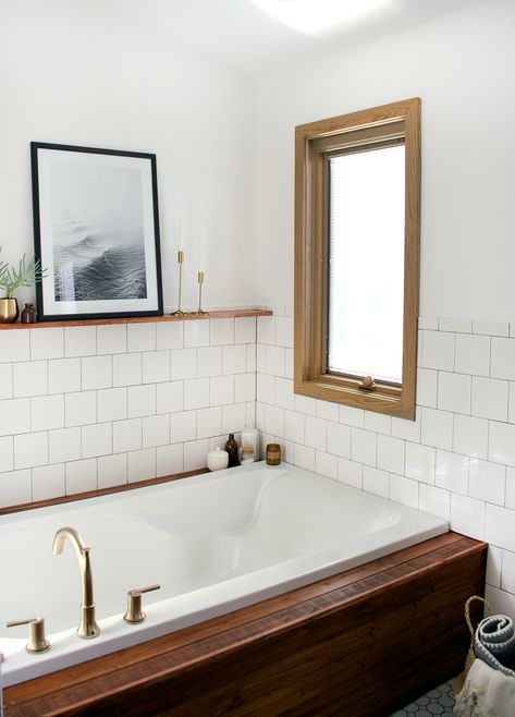 Before & After: An Outdated Bathroom Gets a Complete Makeover in Just 6 Weeks - Photo 6 of 11 - For a while, Bertolini could not decide between a free-standing or a built-in bathtub, but was sold on the built-in when she came across inspiration photos of wood-paneled tubs. Midcentury Modern Bathroom, Modern Vintage Bathroom, Wood Tile Bathroom, Built In Bathtub, Home Designs Exterior, Drop In Tub, Modern Bathroom Tile, Best Bathtubs, Bathtub Design