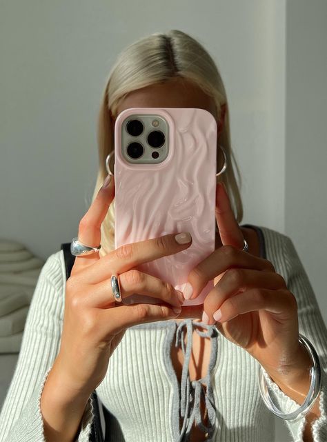 iPhone case Plastic clip on style, lightweight 100% TPU Cute Cheap Phone Cases, Clear Glitter Phone Cases, Iphone Cases For Women, Bubble Bar Phone Case, Stockholm Style Phone Case, 2024 Phone Case, Phone Cases For Women, Phone Cases For Pink Iphone 15, Stockholm Phone Case