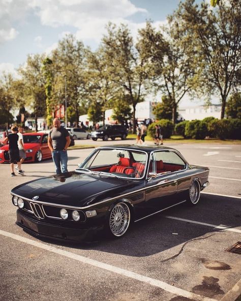 Bmw E9, Bavarian Motor Works, Motor Works, Lamborghini Cars, Vw Porsche, Bmw Series, Bmw E30, Photo Story, Classic Cars Muscle