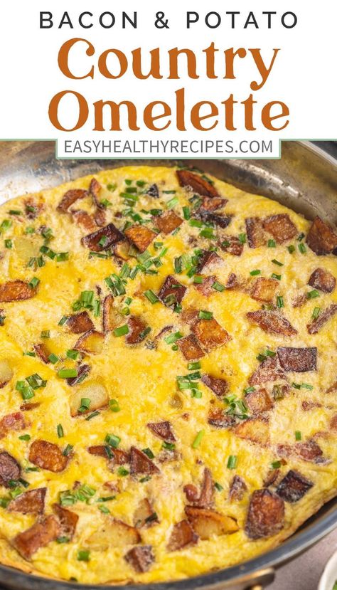 Country Omelette Recipe, Breakfast Omelette Recipe, Omlet Recipes, Omelette Recipe Easy, Breakfast Omelette, Bacon Potato, Omelette Recipe, Simple Breakfast, Diced Potatoes