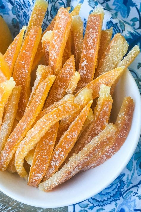 Old Fashioned Candied Orange Peel Recipe #CandiedFruit #SugaredFruit Candied Orange Peel Recipe, Orange Peel Recipe, Candied Orange Peels, Fresh Healthy Recipes, Orange Recipe, Homemade Gift Idea, Candied Orange Slices, Candied Orange, Orange Peels