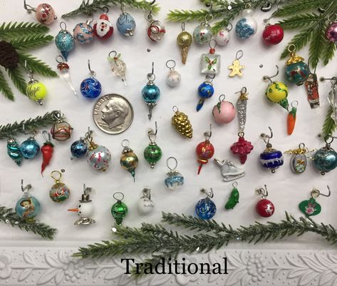 1 12 Miniatures Diy, Diy Mini Christmas Tree Ornaments, Diy Christmas Miniatures, Christmas Miniatures Diy, Christmas Minatures, Tiny Christmas Ornaments, Christmas Tree Dyi, Mini Christmas Tree Ornaments, Dollhouse Christmas Tree