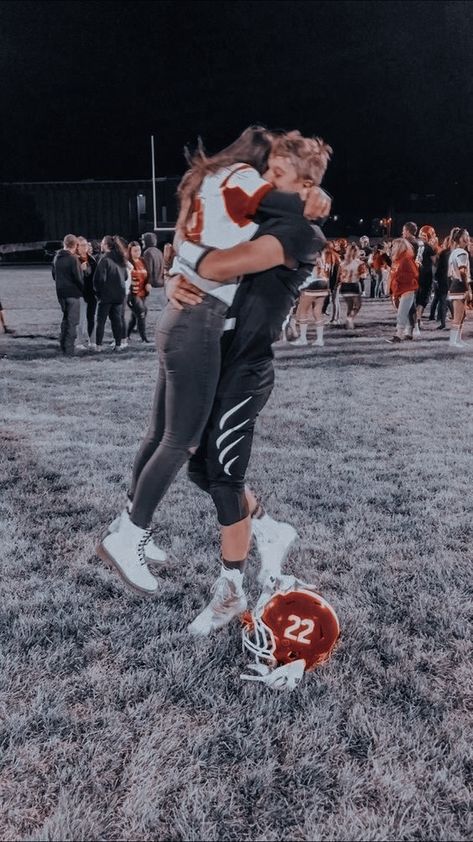 High School Football Relationship Goals, High School Couple Aesthetic, Football Gf, Cute Couples Football, Kandi Steiner, Field Party, Country Relationship Goals, Football Girlfriend, Football Couples