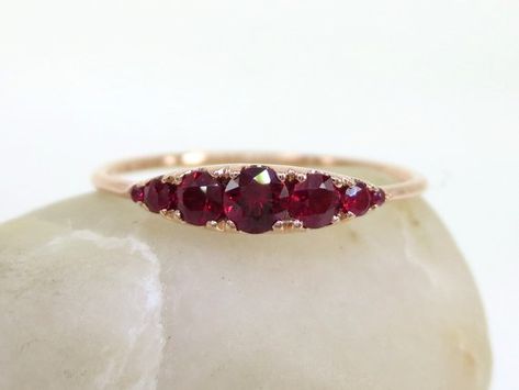 Ruby Ring Rose Gold, Garnet Birthstone Rings, Ruby Ring Simple, Ruby Gold Ring, Ruby Ring Designs, Vintage Ruby Ring, Antique Ruby Ring, Ruby Band Ring, Ruby Wedding Ring