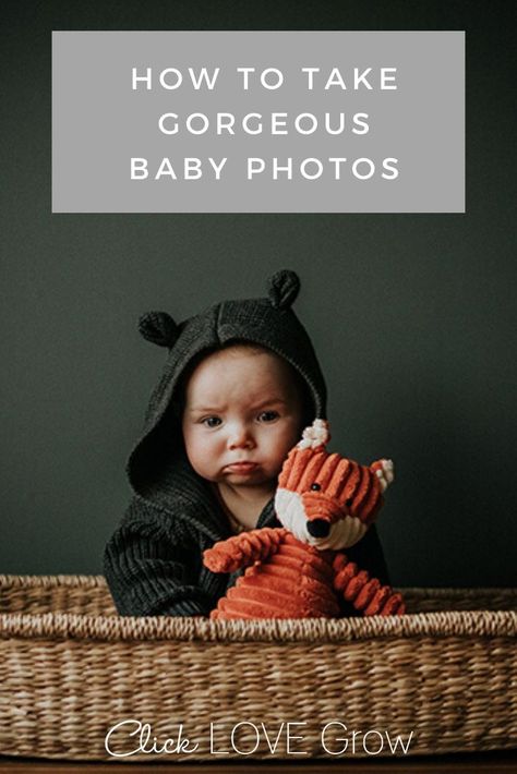 Newborn Photoshoot Props, Diy Baby Photoshoot, Sibling Photo Shoots, 6 Month Baby Picture Ideas, Diy Newborn Photography, Baby Milestones Pictures, Toddler Photoshoot, Monthly Baby Pictures, Children Photography Poses