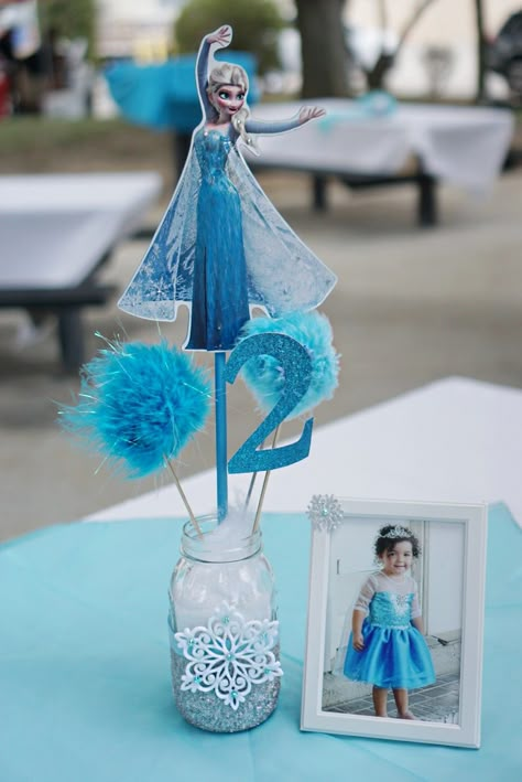 Frozen 2 Centerpieces, Frozen Birthday Party Decorations Table Centerpiece Ideas, Frozen Party Centerpieces Diy, Diy Frozen Centerpieces, Frozen Birthday Centerpieces Diy, Frozen Balloon Centerpieces, Frozen 2 Centerpiece Ideas, Elsa Centerpiece Ideas, Frozen Centerpiece Ideas Diy