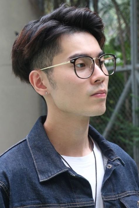 90 Popular Asian Haircuts For Men in 2022 - Fashion Hombre Asian Male Hairstyles, Male Hairstyles, Korean Men Hairstyle, Glasses Square, Guy Haircuts Long, Asian Haircut, Asian Men Hairstyle, Hairstyles With Glasses, Cool Mens Haircuts