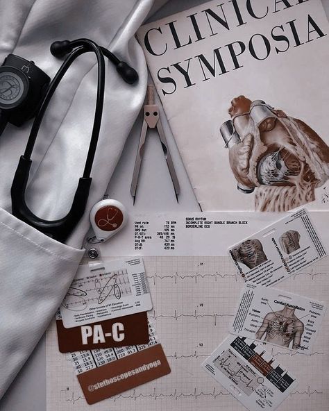 nurse flatlay Twisted Hate, Medical Student Motivation, Pa School, Nurse Aesthetic, Med School Motivation, Medical Wallpaper, Medical Student Study, Career Vision Board, Medicine Student