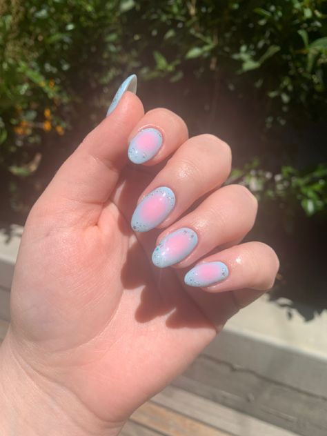 Cute Nails Pink And Blue, Pink And Blue Gradient Nails, Cute Blue And Pink Nails, Pink And Blue Aura Nails, Pastel Pink And Blue Nails, Aura Nails Designs, Nails Blue And Pink, Blue Aura Nails, Pink And Blue Nails