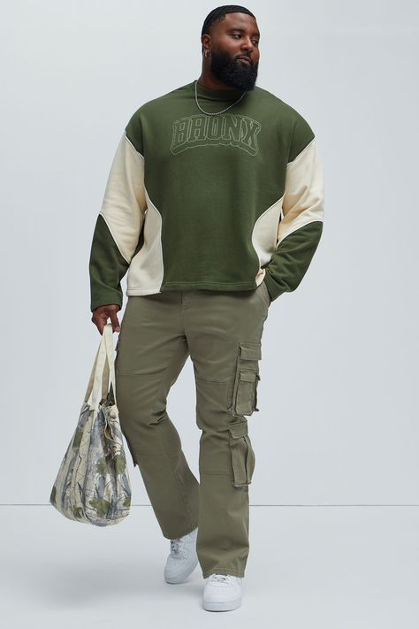 Olive Cargo Pants Outfit Men, Olive Cargo Pants Outfit, Flare Cargo Pants, Cargo Pants Outfit Men, Olive Clothing, Olive Fashion, Pants Outfit Men, Mens Casual Outfits Summer, Cargo Pants Outfit